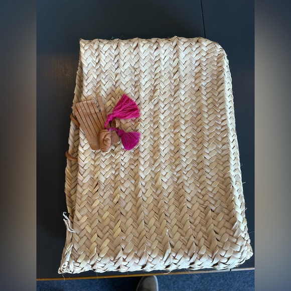 Anthropologie / Minda Tan Leather Sandals with Gray & Pink Tassels - Picture 5 of 5